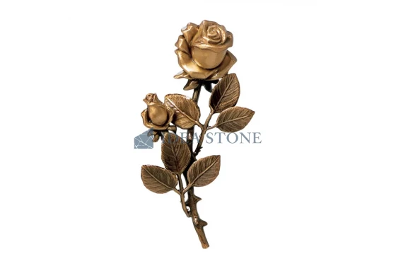 Ветвь розы ЦБ-Р2935118